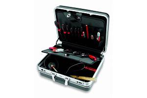 Набор профессионального инструмента в пластиковом чемодане для подмастерьев-электриков из 24 предметов CIMCO 17 0500